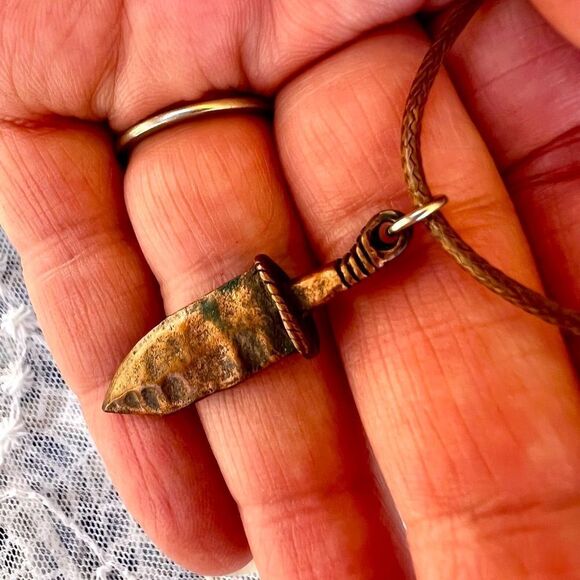 Vintage Copper Dagger Pendant Necklace Unisex - Picture 4 of 8